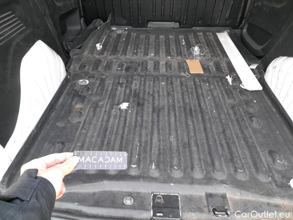  Citroen  Berlingo CITROEN  / 2018 / 3P / furgón derivado de turismo Talla M BlueHDi 75 CONTROL #39