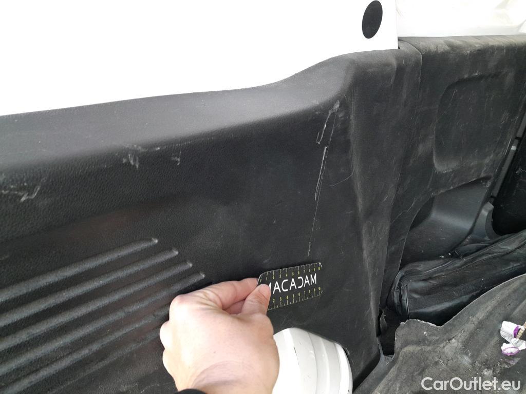  Citroen  Berlingo CITROEN  / 2018 / 3P / furgón derivado de turismo Talla M BlueHDi 75 CONTROL #32