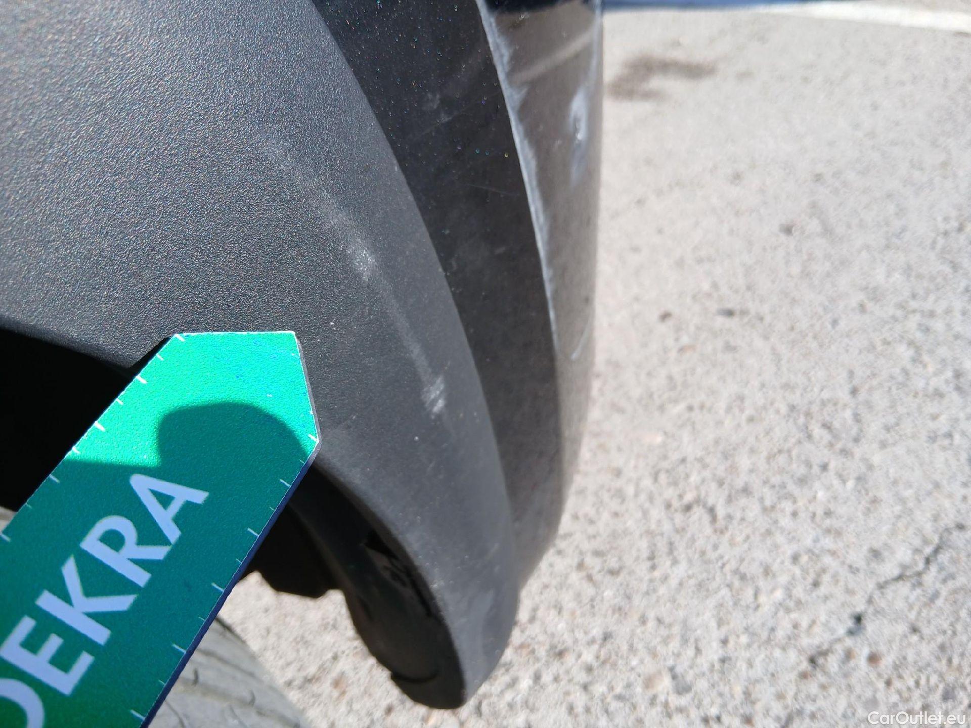  Toyota  Yaris Cross TOYOTA  / 2021 / 5P / todoterreno 1.5 120H Active Plus #46