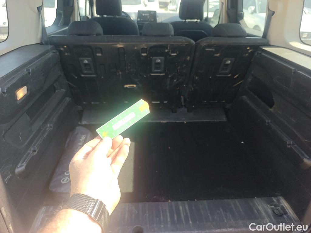  Opel  Combo OPEL  Life / 2018 / 5P / monovolumen compacto 1.5 TD 75kW (100CV) S/S Selective L #6