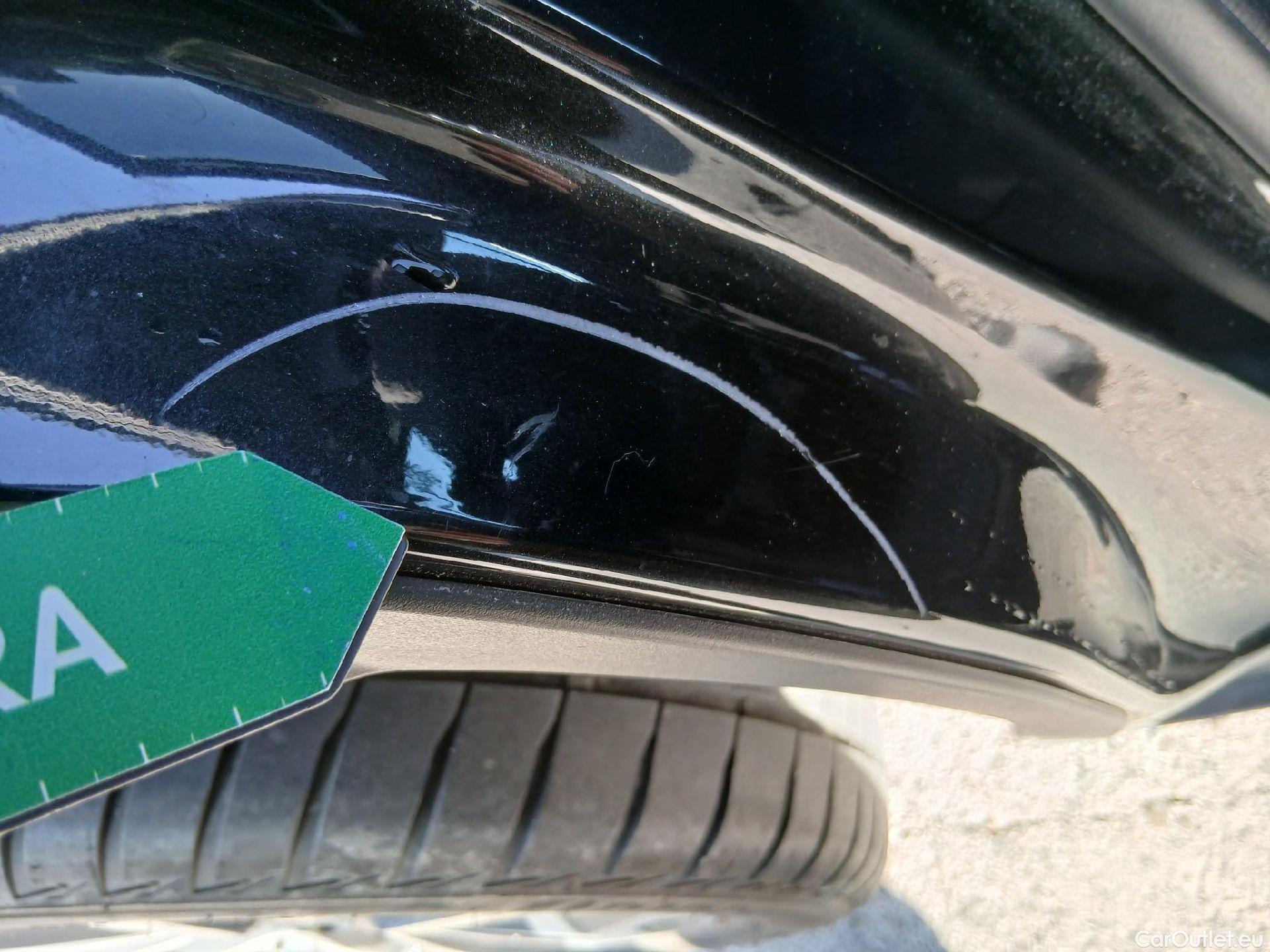  Toyota  Yaris Cross TOYOTA  / 2021 / 5P / todoterreno 1.5 120H Active Plus #41