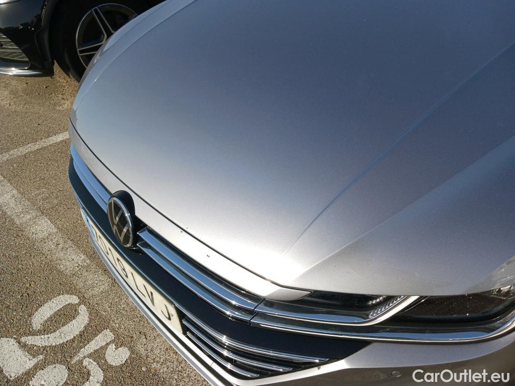  Volkswagen  Arteon VOLKSWAGEN  / 2020 / 5P / berlina con portón Elegance 2.0 TDI 110kW (150CV) DSG #1