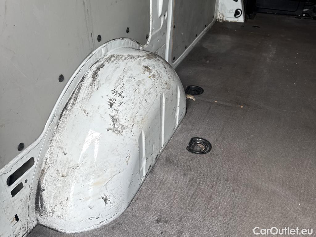  Mercedes  Vito MERCEDES-BENZ  / 2014 / 4P / furgón 114CDI 100kW furgón Pro larga #5