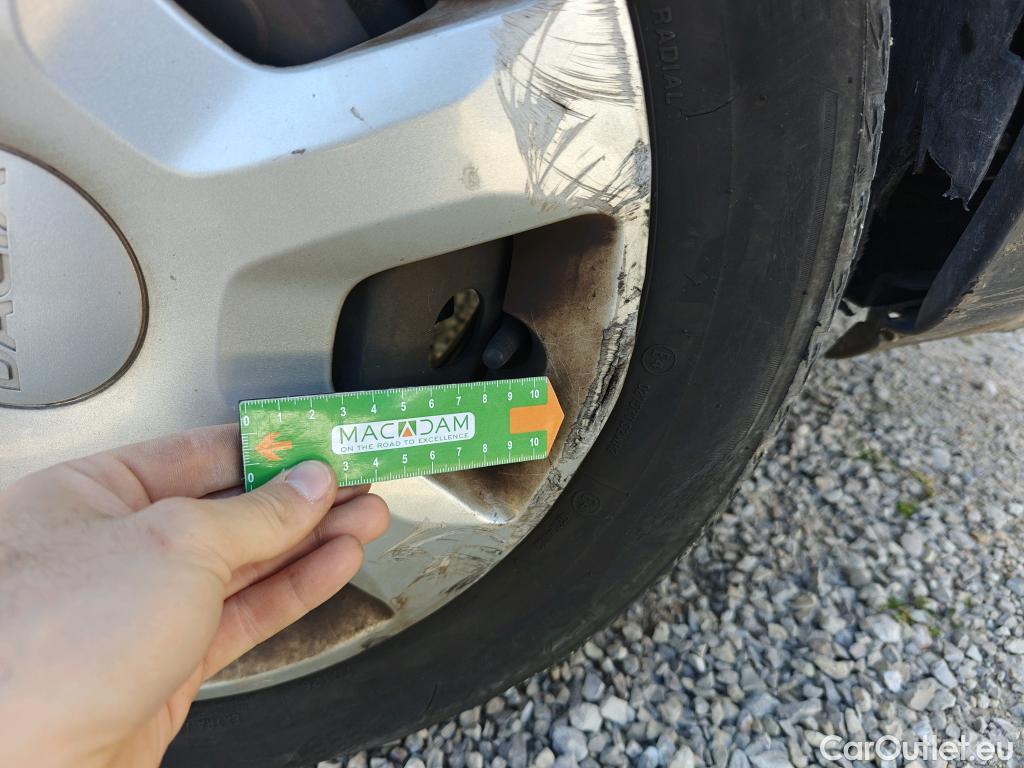  Dacia  Dokker DACIA  / 2013 / 4P / furgón derivado de turismo Essential dCi 55kW (75CV) #74