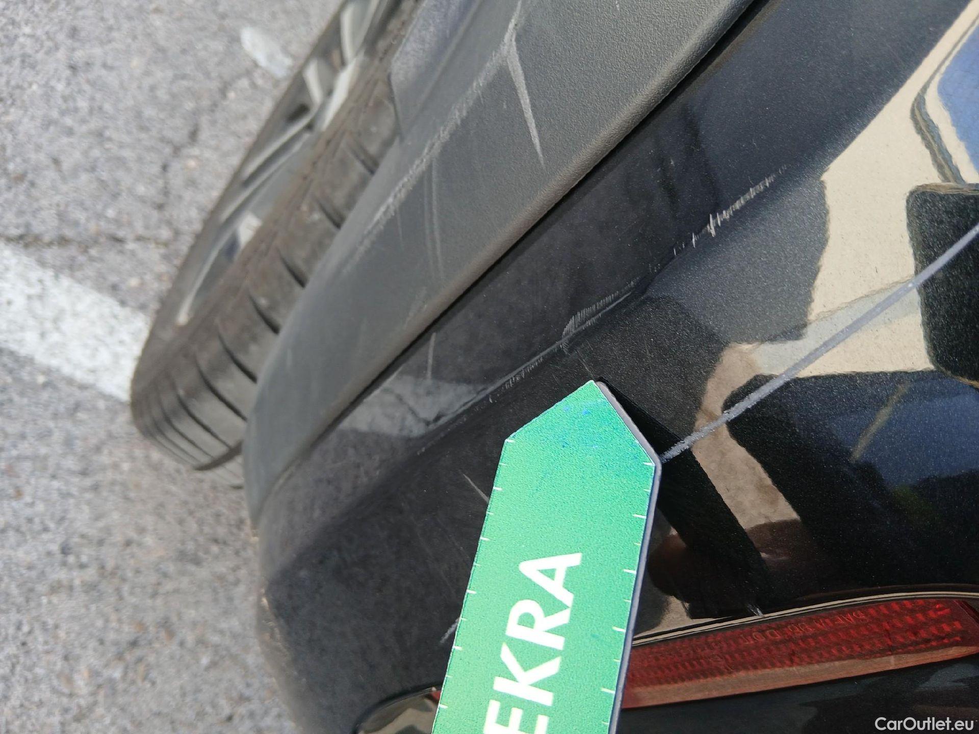  Toyota  Yaris Cross TOYOTA  / 2021 / 5P / todoterreno 1.5 120H Active Plus #23