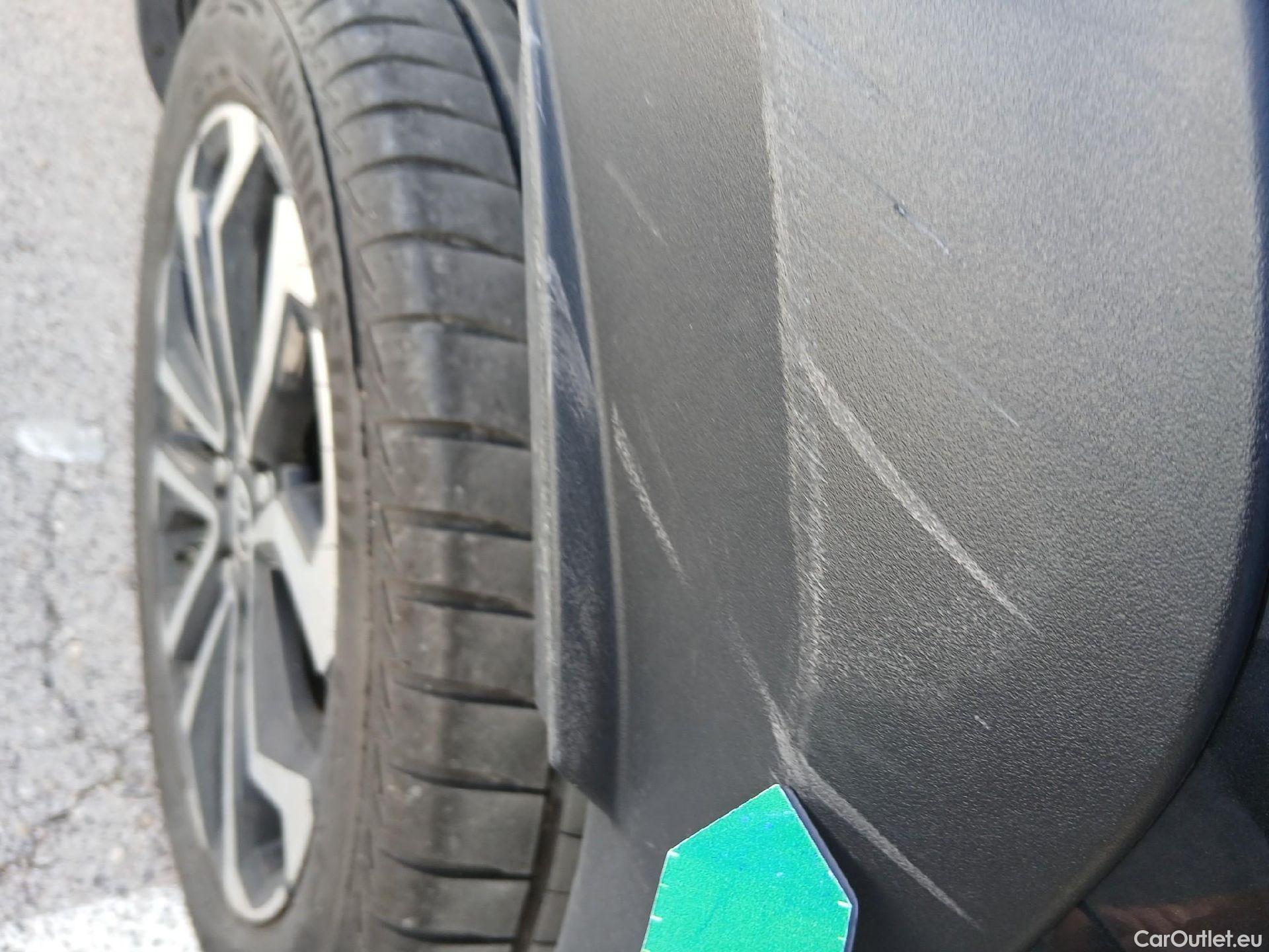  Toyota  Yaris Cross TOYOTA  / 2021 / 5P / todoterreno 1.5 120H Active Plus #18