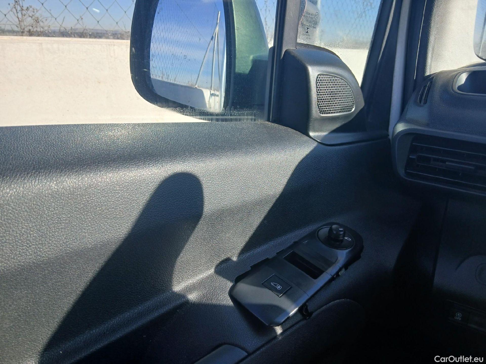  Citroen  Berlingo CITROEN  / 2018 / 3P / furgón derivado de turismo Talla M BlueHDi 100 CONTROL #2