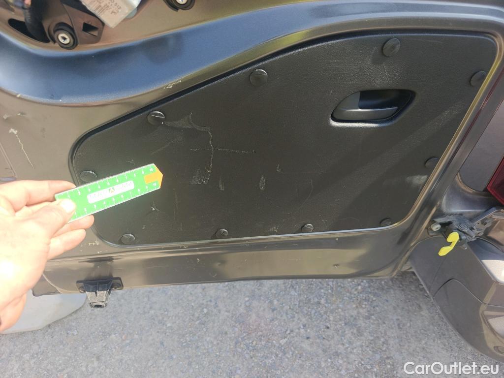  Opel  Combo OPEL  Life / 2018 / 5P / monovolumen compacto 1.5 TD 75kW (100CV) S/S Selective L #20