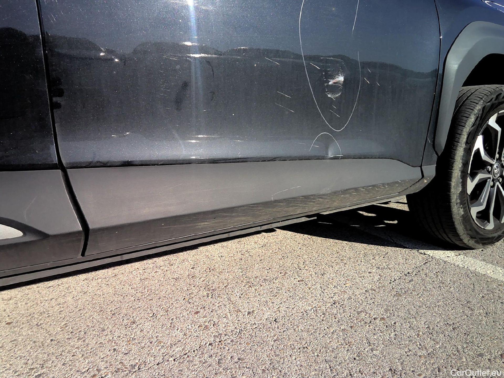  Toyota  Yaris Cross TOYOTA  / 2021 / 5P / todoterreno 1.5 120H Active Plus #49