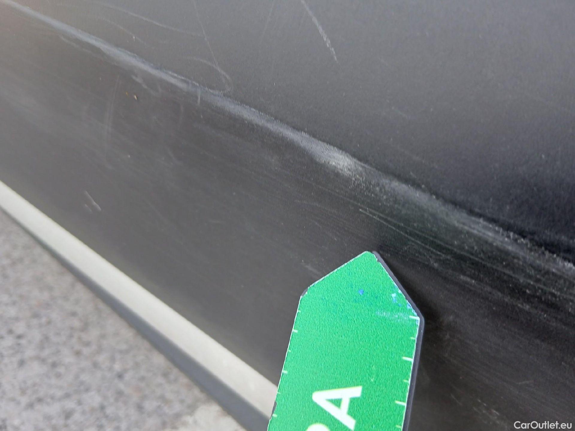  Ford  Transit FORD  / 2013 / 4P / furgón 310 96kW L2H2 Van Trend Delantera #50