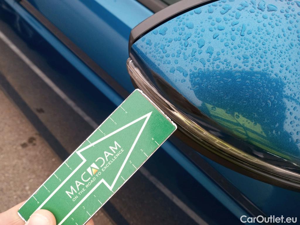  Volkswagen  Touran VOLKSWAGEN  / 2015 / 5P / monovolumen compacto Advance 1.6 TDI 85kW (115CV) DSG #41