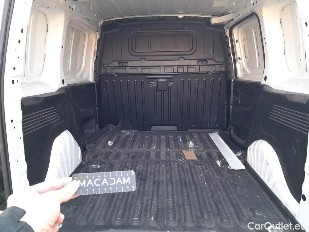  Citroen  Berlingo CITROEN  / 2018 / 3P / furgón derivado de turismo Talla M BlueHDi 75 CONTROL #14