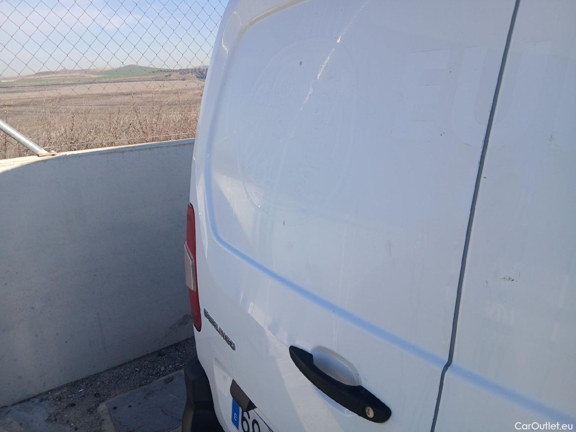  Citroen  Berlingo CITROEN  / 2018 / 3P / furgón derivado de turismo Talla M BlueHDi 100 CONTROL #14