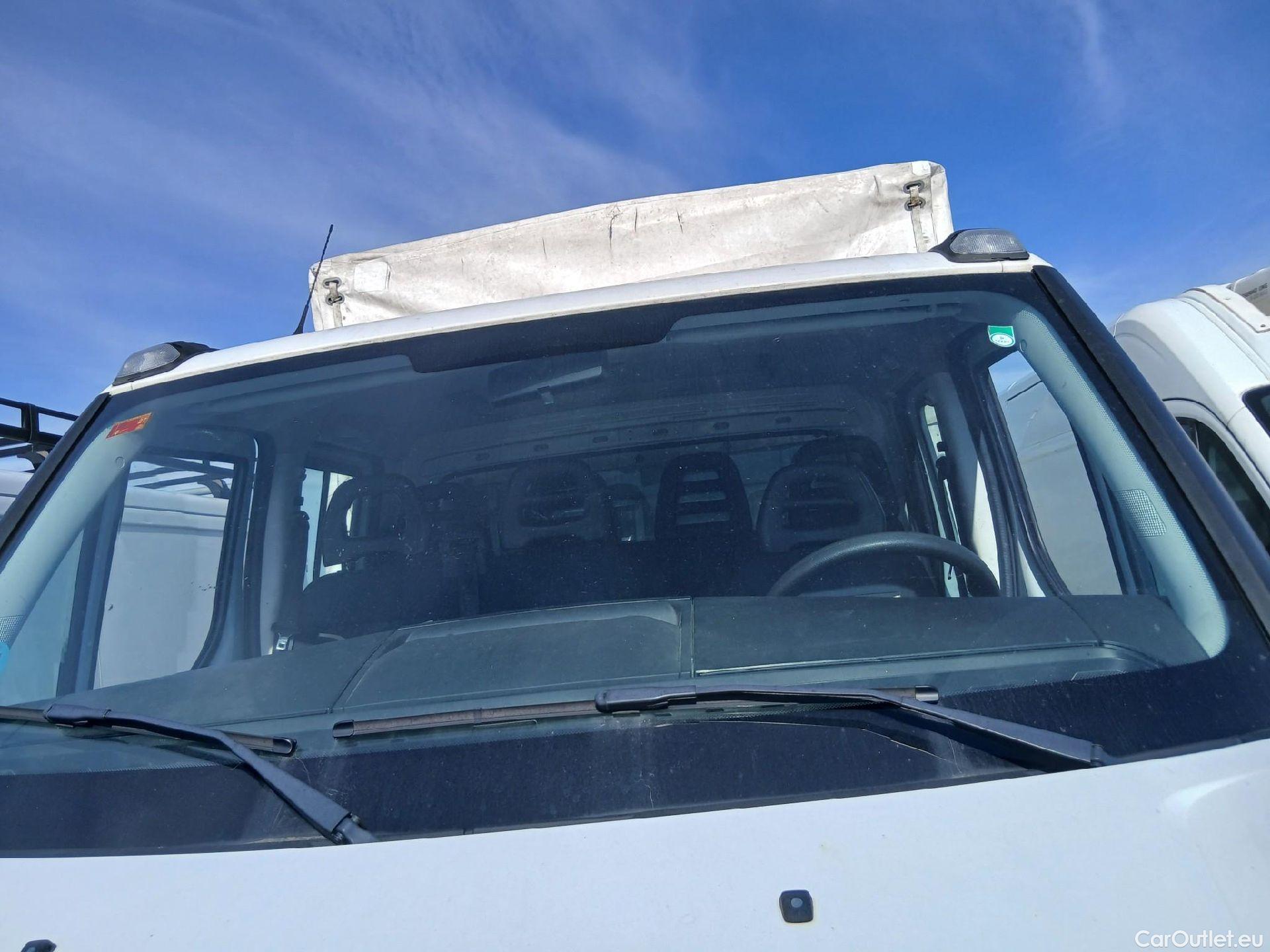  Iveco  Daily IVECO  / 2014 / 4P / chasis doble cabina 35C 14 D 3750 #14