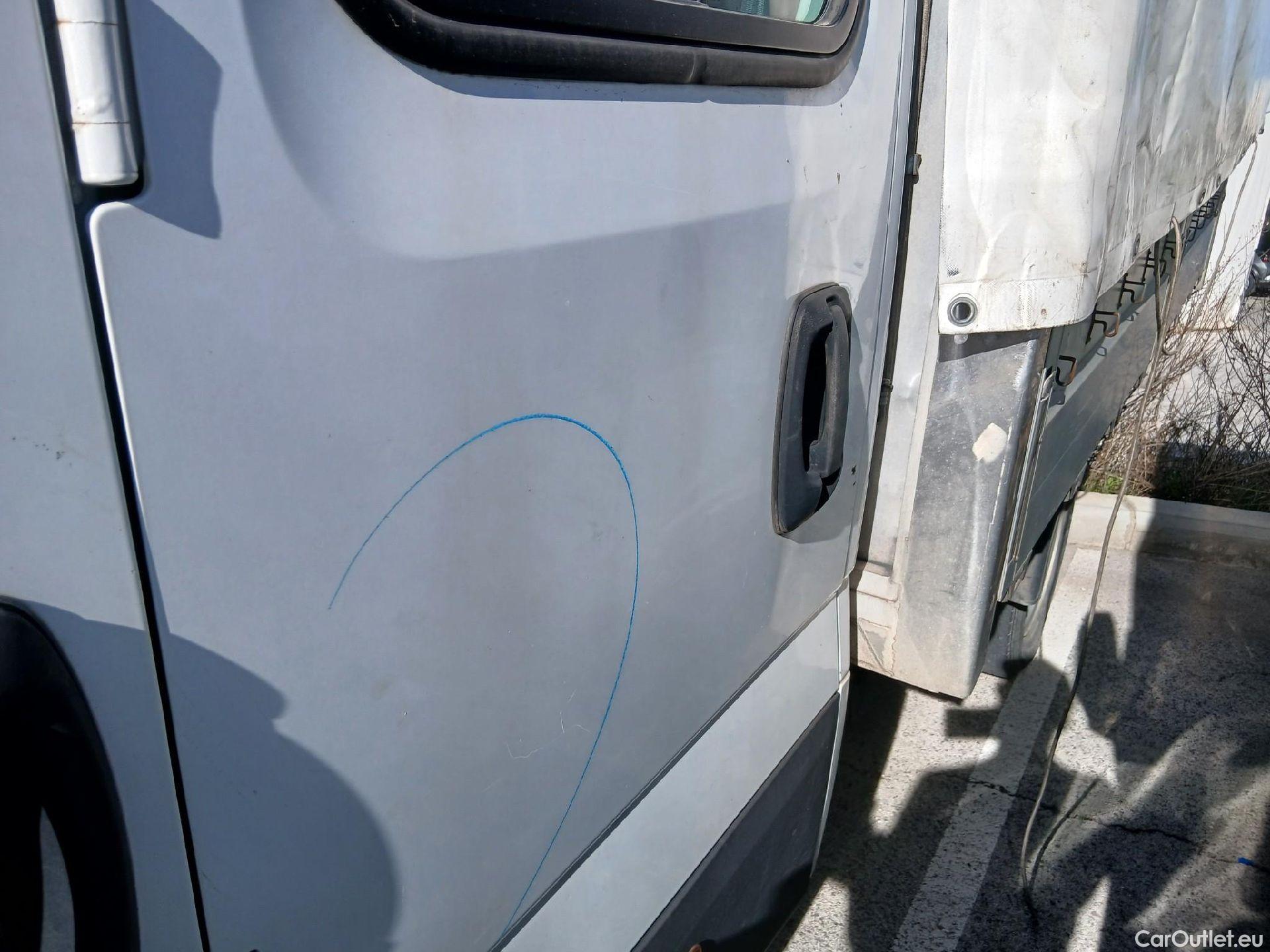  Iveco  Daily IVECO  / 2014 / 4P / chasis doble cabina 35C 14 D 3750 #16