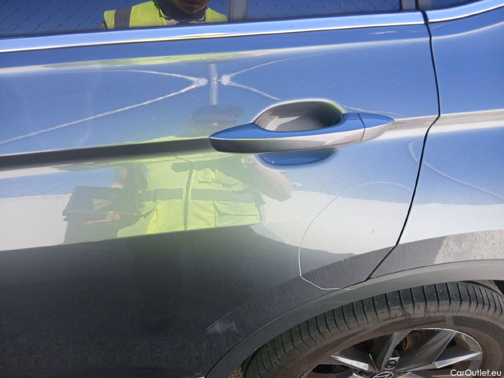  Volkswagen  Tiguan VOLKSWAGEN  Allspace / 2021 / 5P / todoterreno Life 2.0 TDI 110kW (150CV) DSG #12