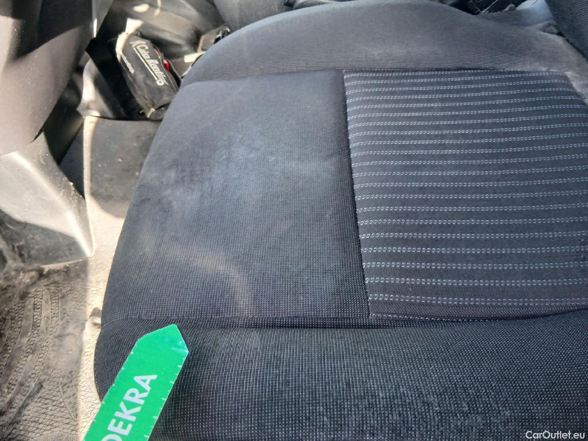  Ford  Transit FORD  / 2013 / 4P / furgón 310 96kW L2H2 Van Trend Delantera #14