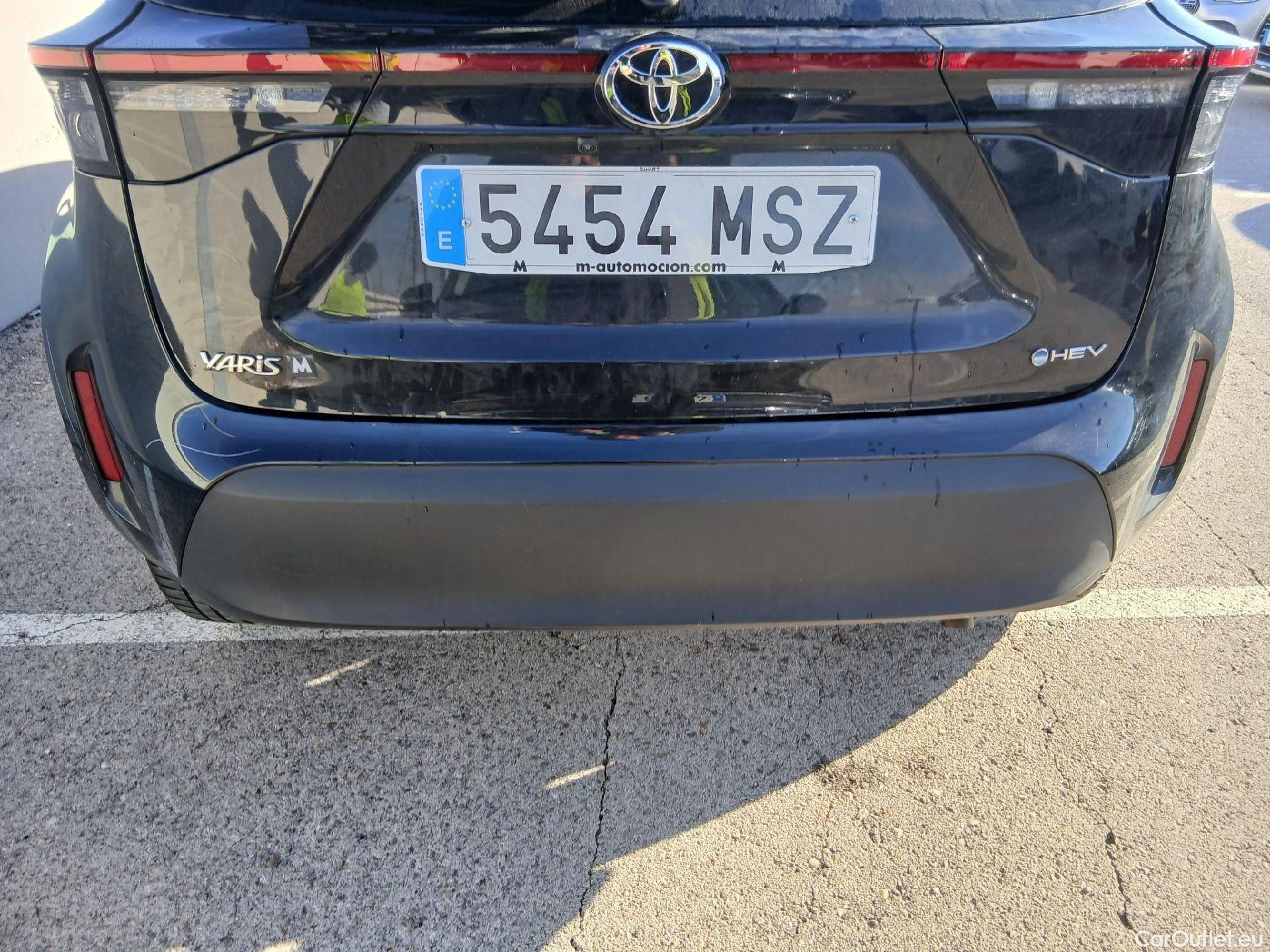  Toyota  Yaris Cross TOYOTA  / 2021 / 5P / todoterreno 1.5 120H Active Plus #24