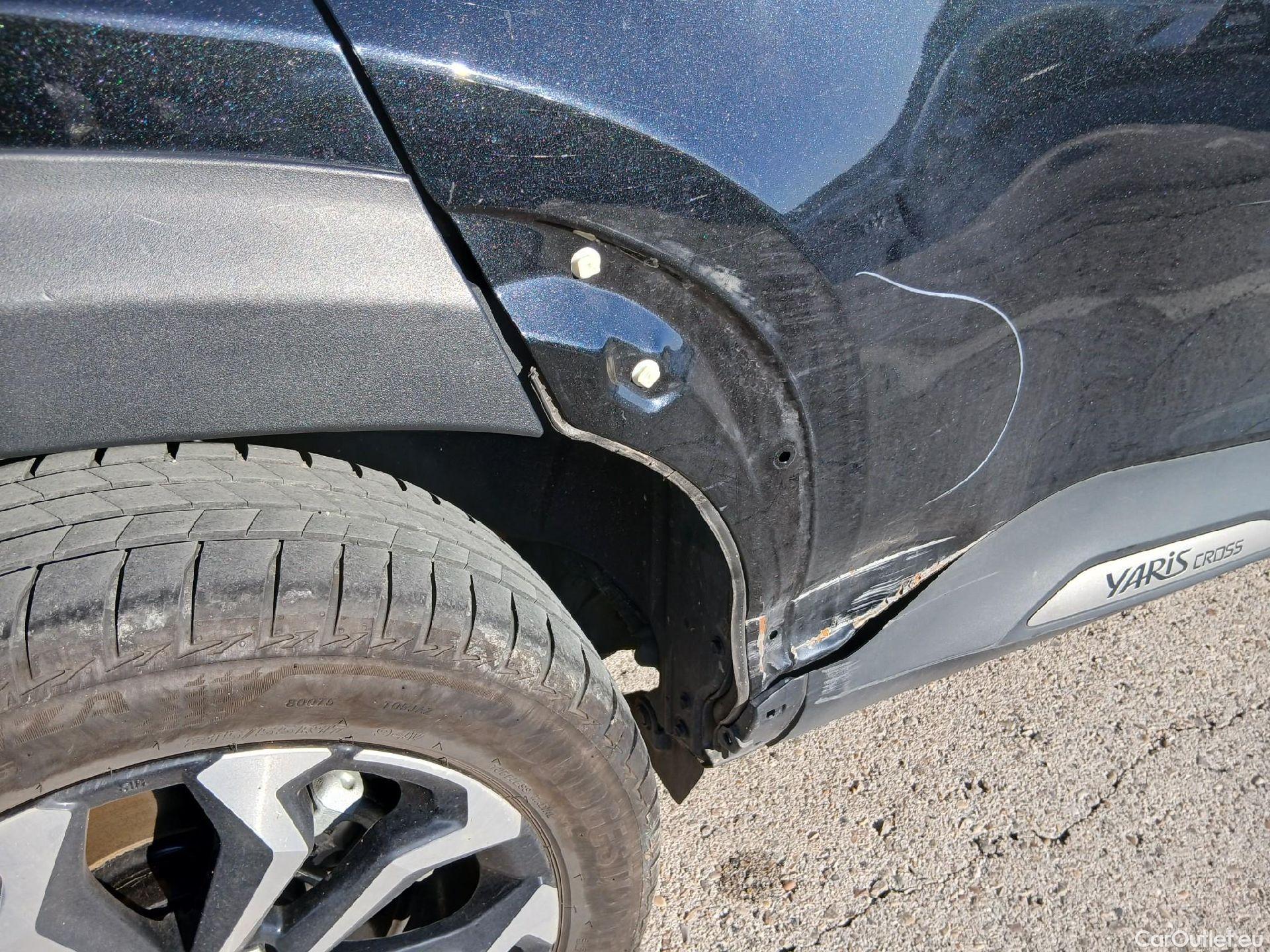  Toyota  Yaris Cross TOYOTA  / 2021 / 5P / todoterreno 1.5 120H Active Plus #38