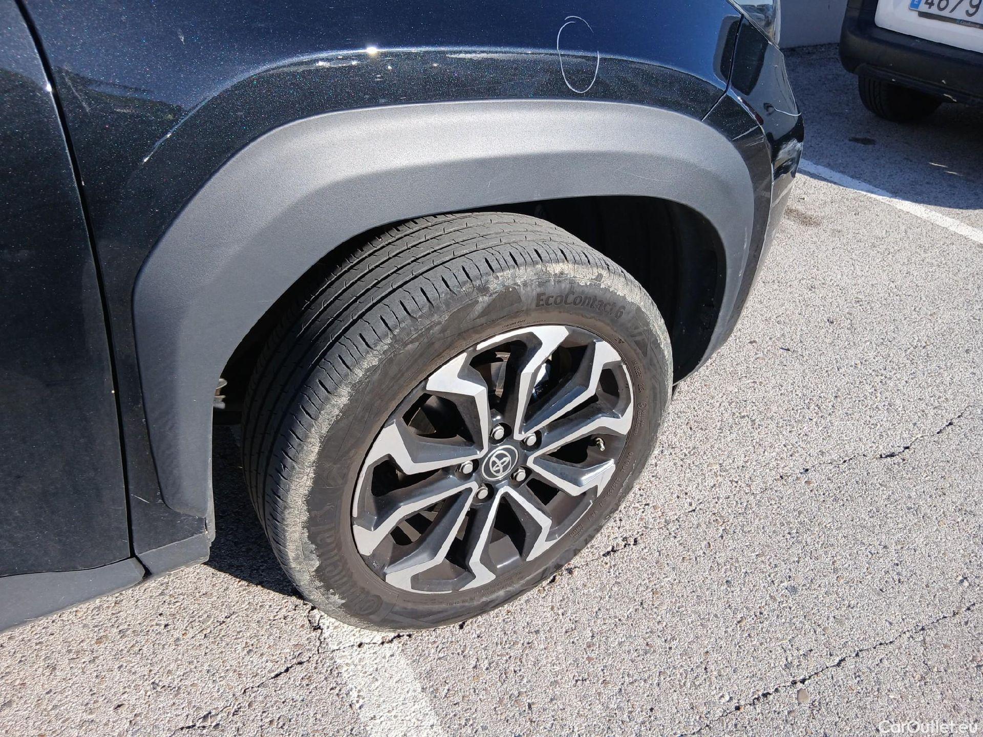  Toyota  Yaris Cross TOYOTA  / 2021 / 5P / todoterreno 1.5 120H Active Plus #47