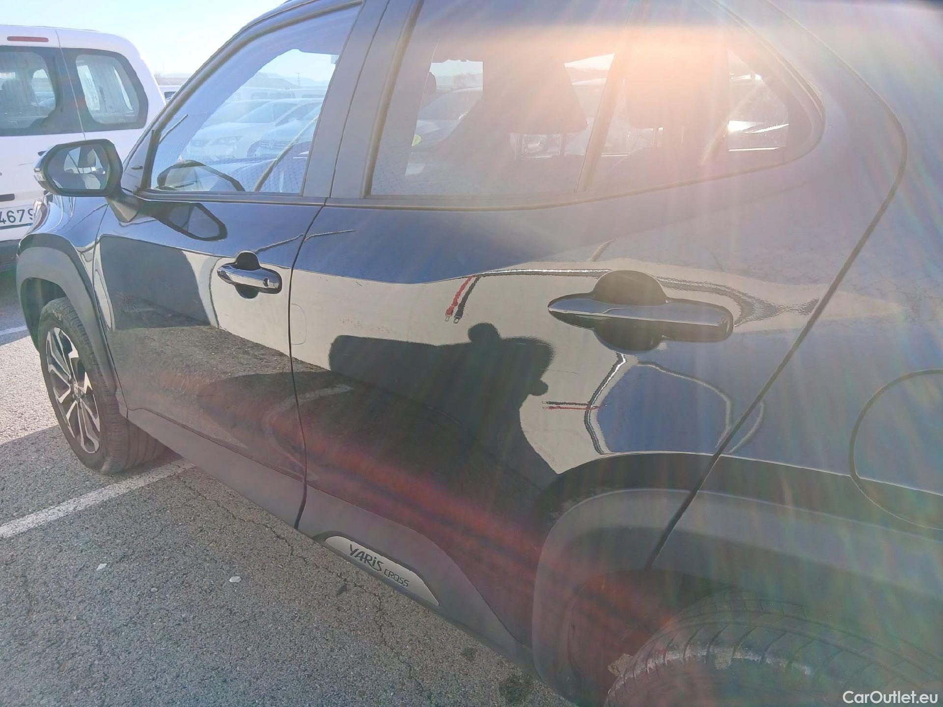  Toyota  Yaris Cross TOYOTA  / 2021 / 5P / todoterreno 1.5 120H Active Plus #11