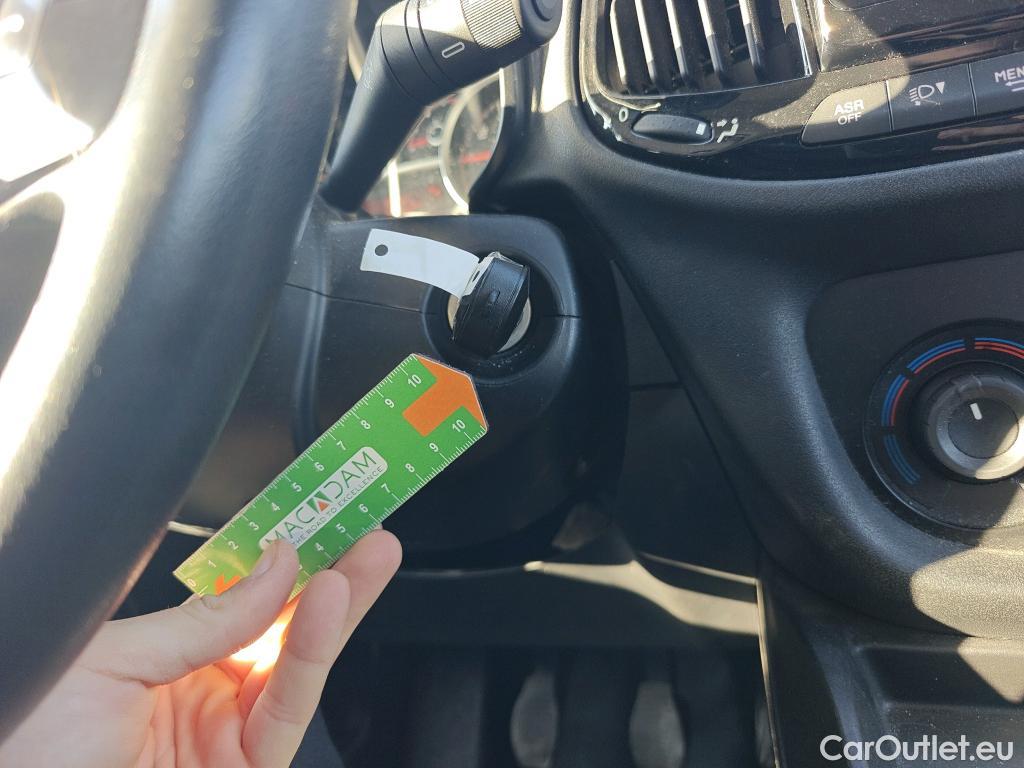  Fiat  Doblo FIAT Doblò Cargo/2015/4P/furgón derivado de turismo Cargo SX 1.6 Mjet 66kW (90CV) #2