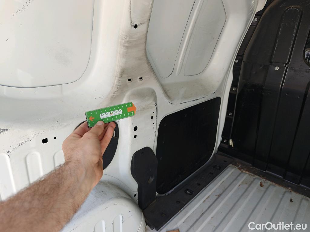  Dacia  Dokker DACIA  / 2013 / 4P / furgón derivado de turismo Essential dCi 55kW (75CV) #27