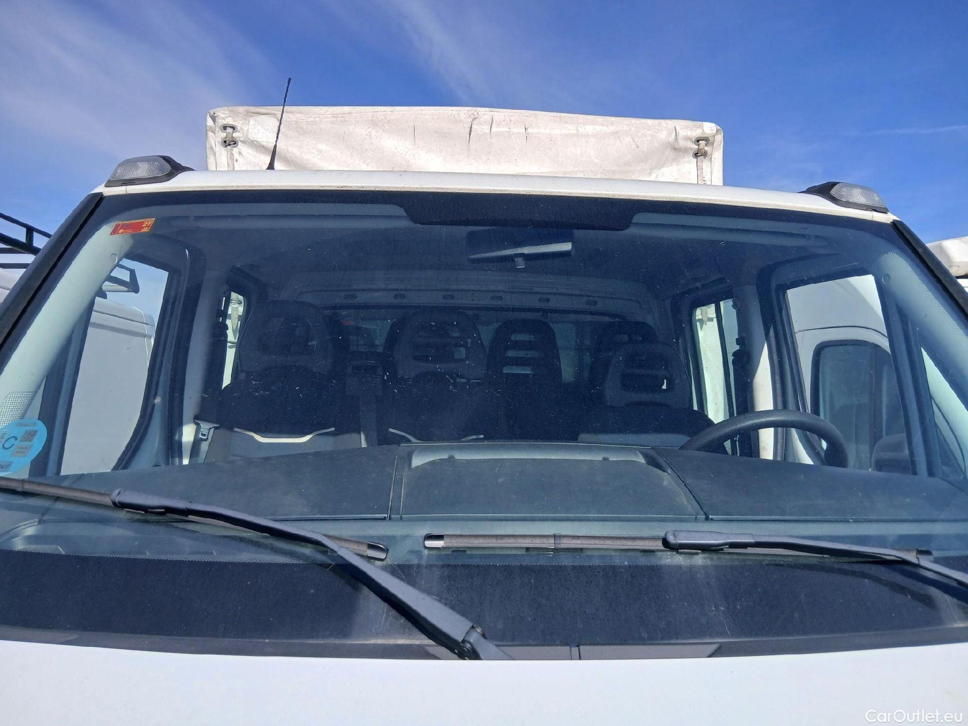  Iveco  Daily IVECO  / 2014 / 4P / chasis doble cabina 35C 14 D 3750 #5