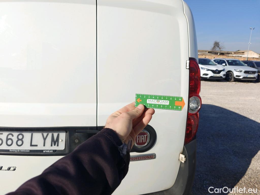  Fiat  Doblo FIAT Doblò Cargo/2015/4P/furgón derivado de turismo Cargo SX 1.6 Mjet 66kW (90CV) #9