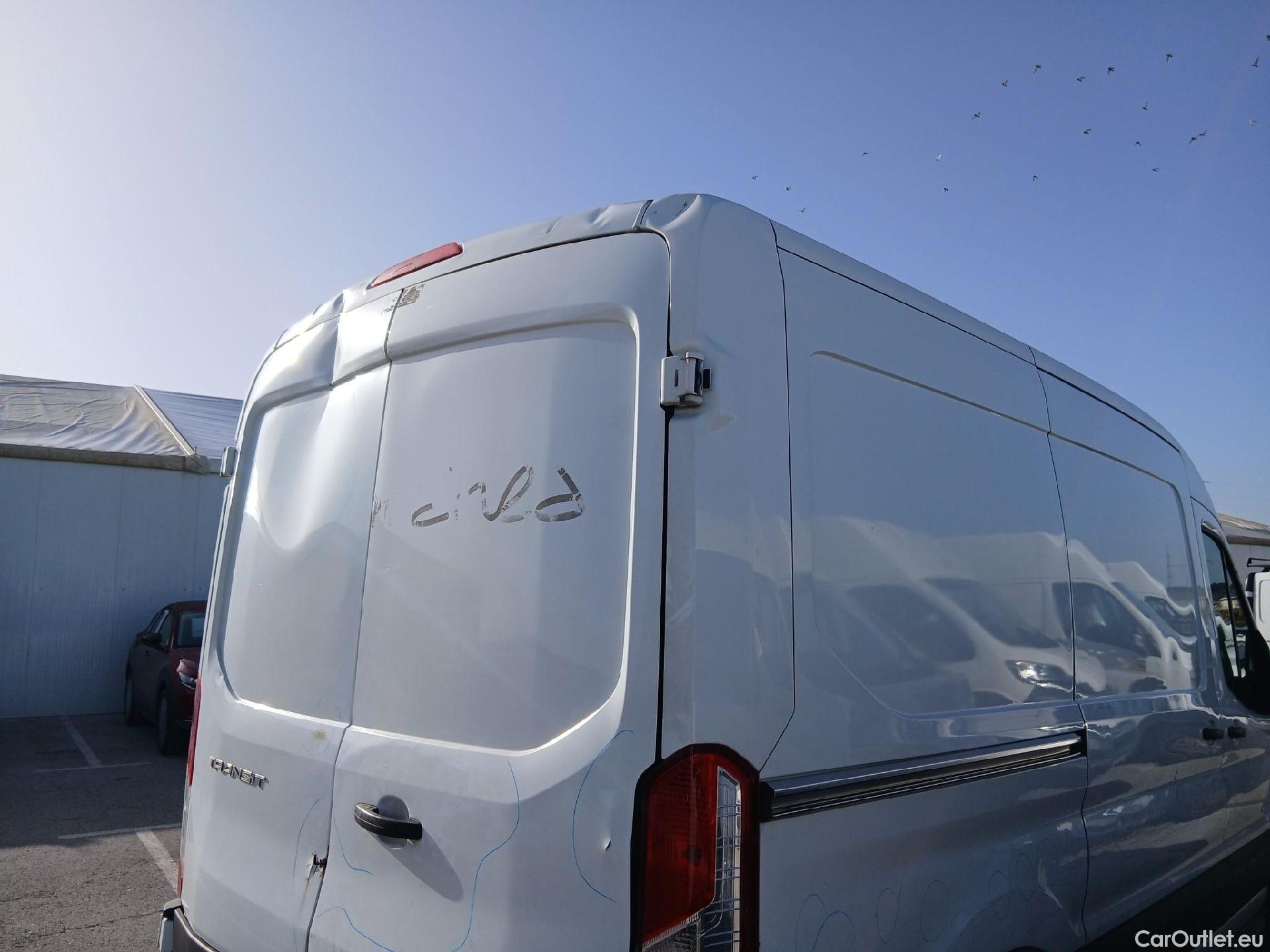  Ford  Transit FORD  / 2013 / 4P / furgón 310 96kW L2H2 Van Trend Delantera #61