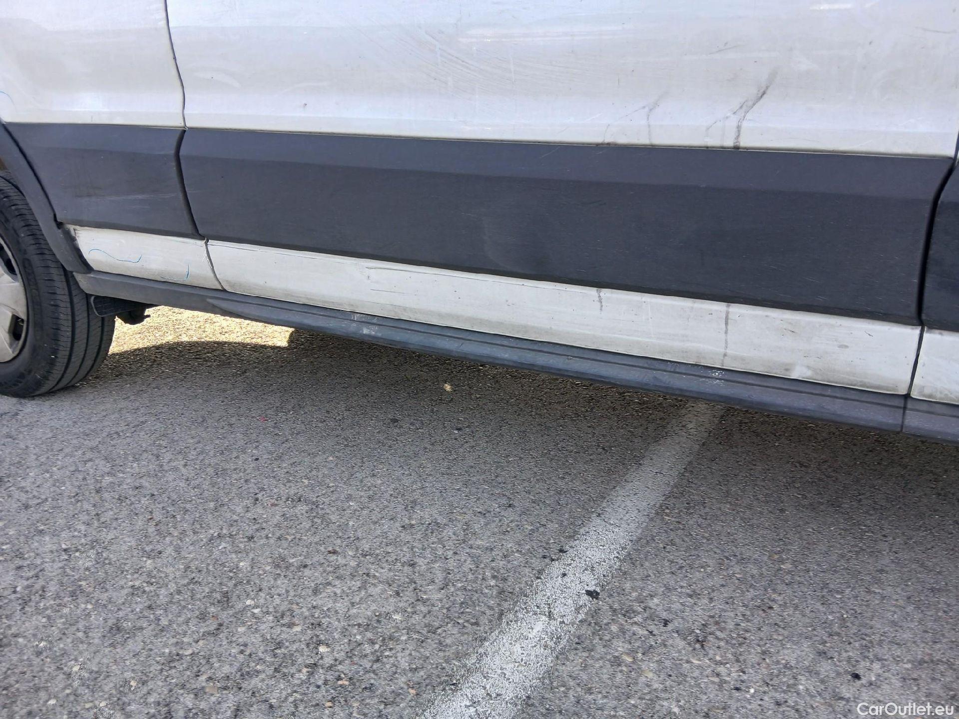  Ford  Transit  Furgón 350 L3 Trend 2.0 TDCi 130CV MT6 E6d #42