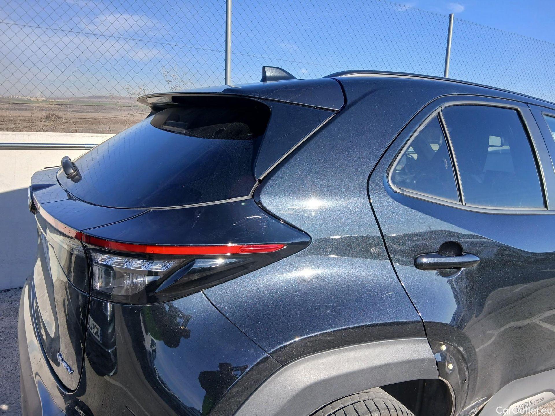  Toyota  Yaris Cross TOYOTA  / 2021 / 5P / todoterreno 1.5 120H Active Plus #34