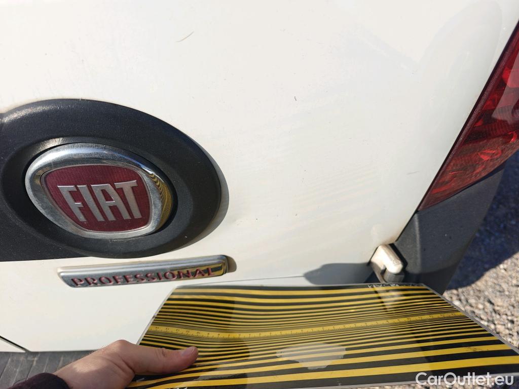  Fiat  Doblo FIAT Doblò Cargo/2015/4P/furgón derivado de turismo Cargo SX 1.6 Mjet 66kW (90CV) #11