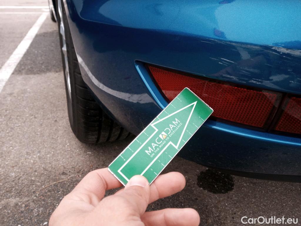  Volkswagen  Touran VOLKSWAGEN  / 2015 / 5P / monovolumen compacto Advance 1.6 TDI 85kW (115CV) DSG #52