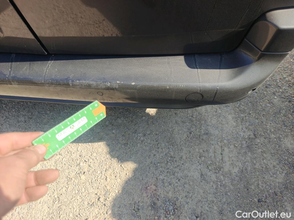  Opel  Combo OPEL  Life / 2018 / 5P / monovolumen compacto 1.5 TD 75kW (100CV) S/S Selective L #19