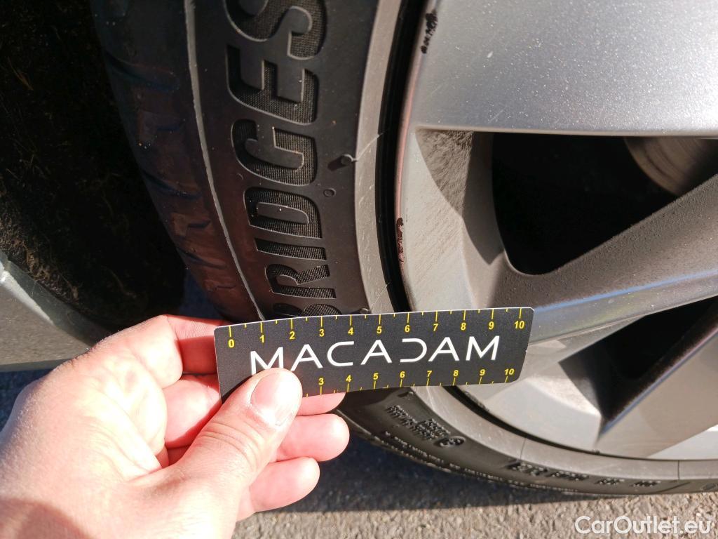  Volkswagen  Arteon VOLKSWAGEN  / 2020 / 5P / berlina con portón Elegance 2.0 TDI 110kW (150CV) DSG #16