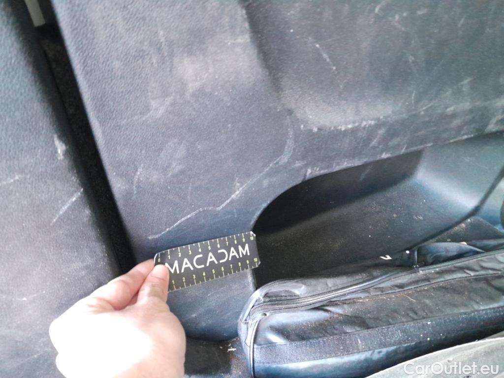  Citroen  Berlingo CITROEN  / 2018 / 3P / furgón derivado de turismo Talla M BlueHDi 75 CONTROL #28