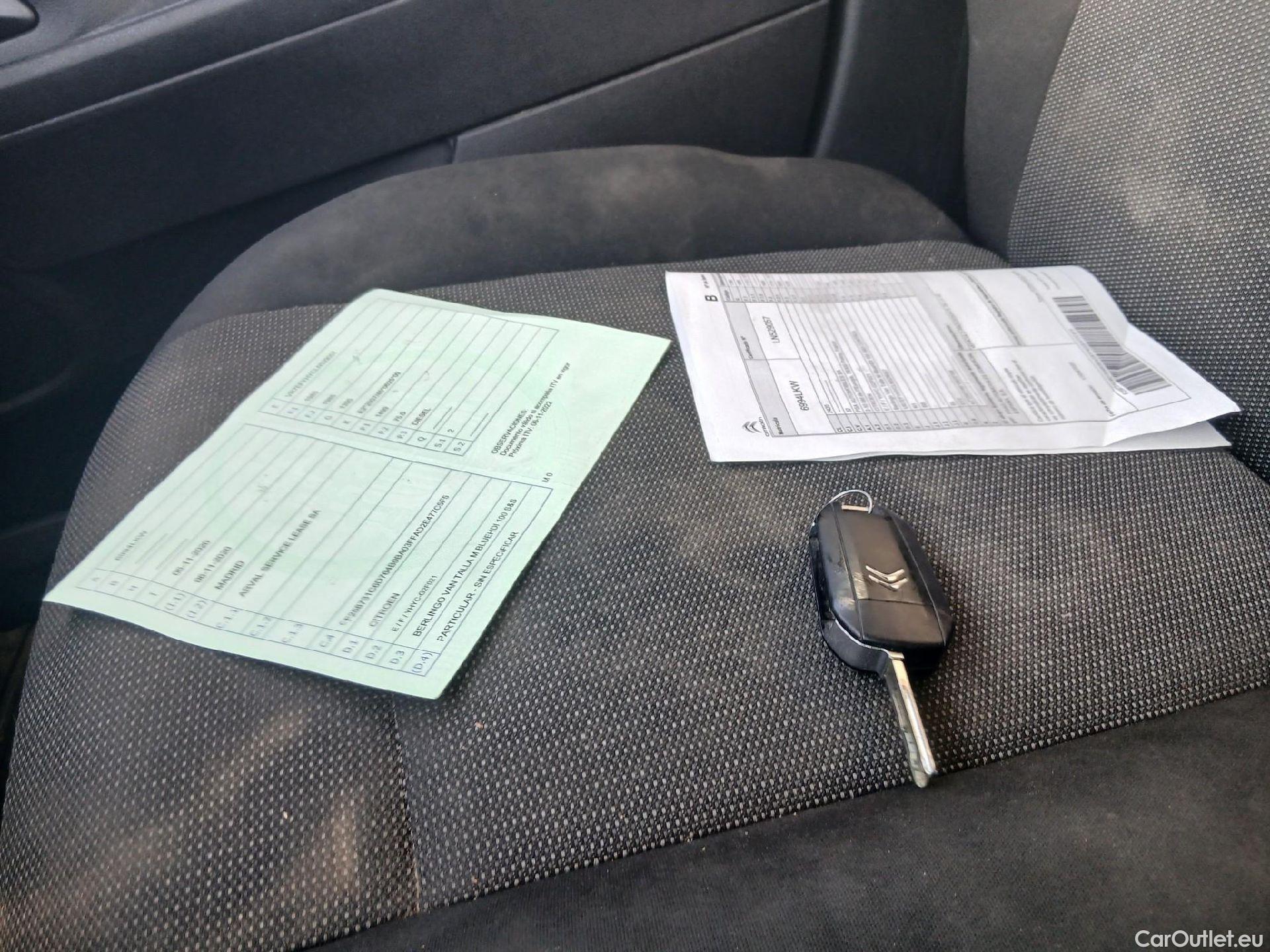  Citroen  Berlingo CITROEN  / 2018 / 3P / furgón derivado de turismo Talla M BlueHDi 100 CONTROL #1