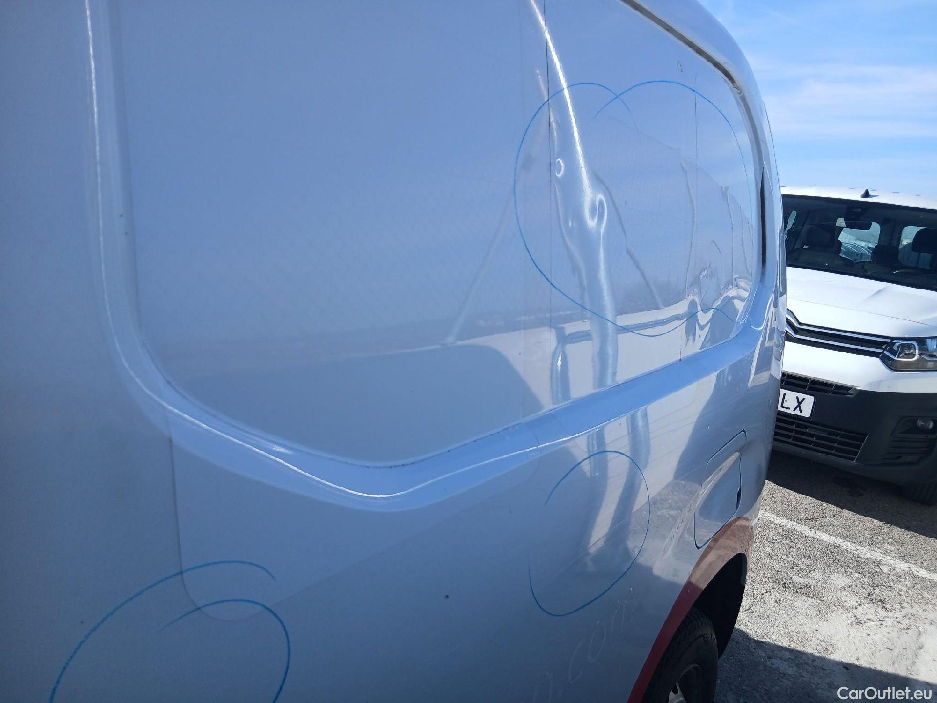  Citroen  Berlingo CITROEN  / 2018 / 3P / furgón derivado de turismo Talla M BlueHDi 100 CONTROL #12