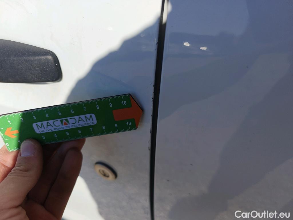  Dacia  Dokker DACIA  / 2013 / 4P / furgón derivado de turismo Essential dCi 55kW (75CV) #52