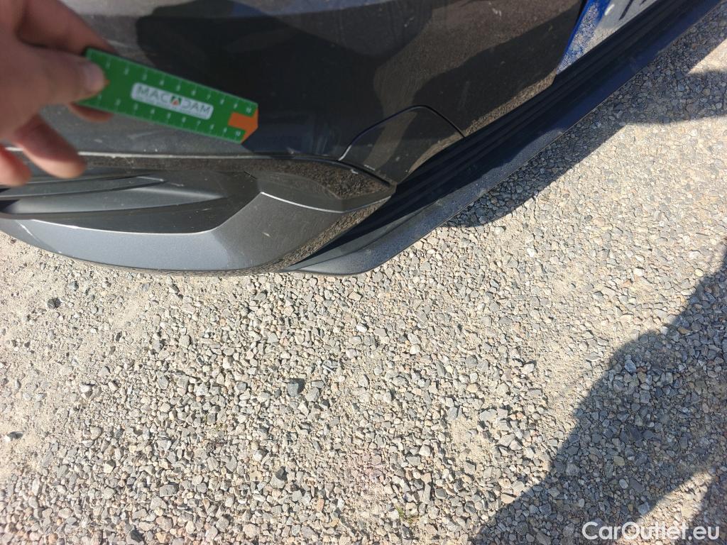  Opel  Combo OPEL  Life / 2018 / 5P / monovolumen compacto 1.5 TD 75kW (100CV) S/S Selective L #15