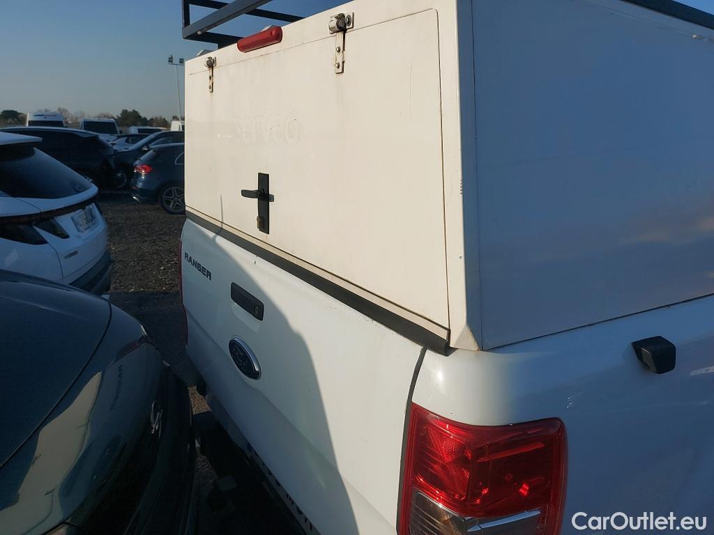  Ford  Ranger FORD  / 2019 / 4P / pickup doble cabina 2.0 Ecoblue 125kW 4x4 Doble Cab. XL S/S #30