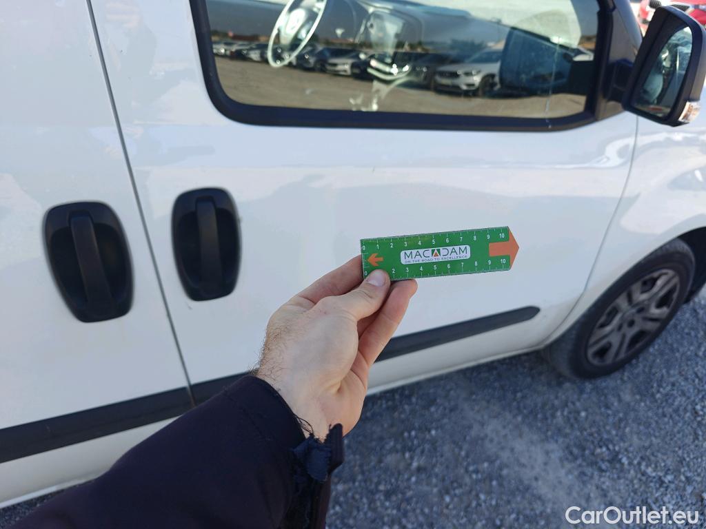  Fiat  Doblo FIAT Doblò Cargo/2015/4P/furgón derivado de turismo Cargo SX 1.6 Mjet 66kW (90CV) #39