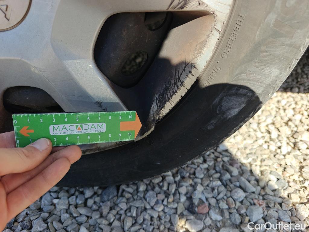  Dacia  Dokker DACIA  / 2013 / 4P / furgón derivado de turismo Essential dCi 55kW (75CV) #71