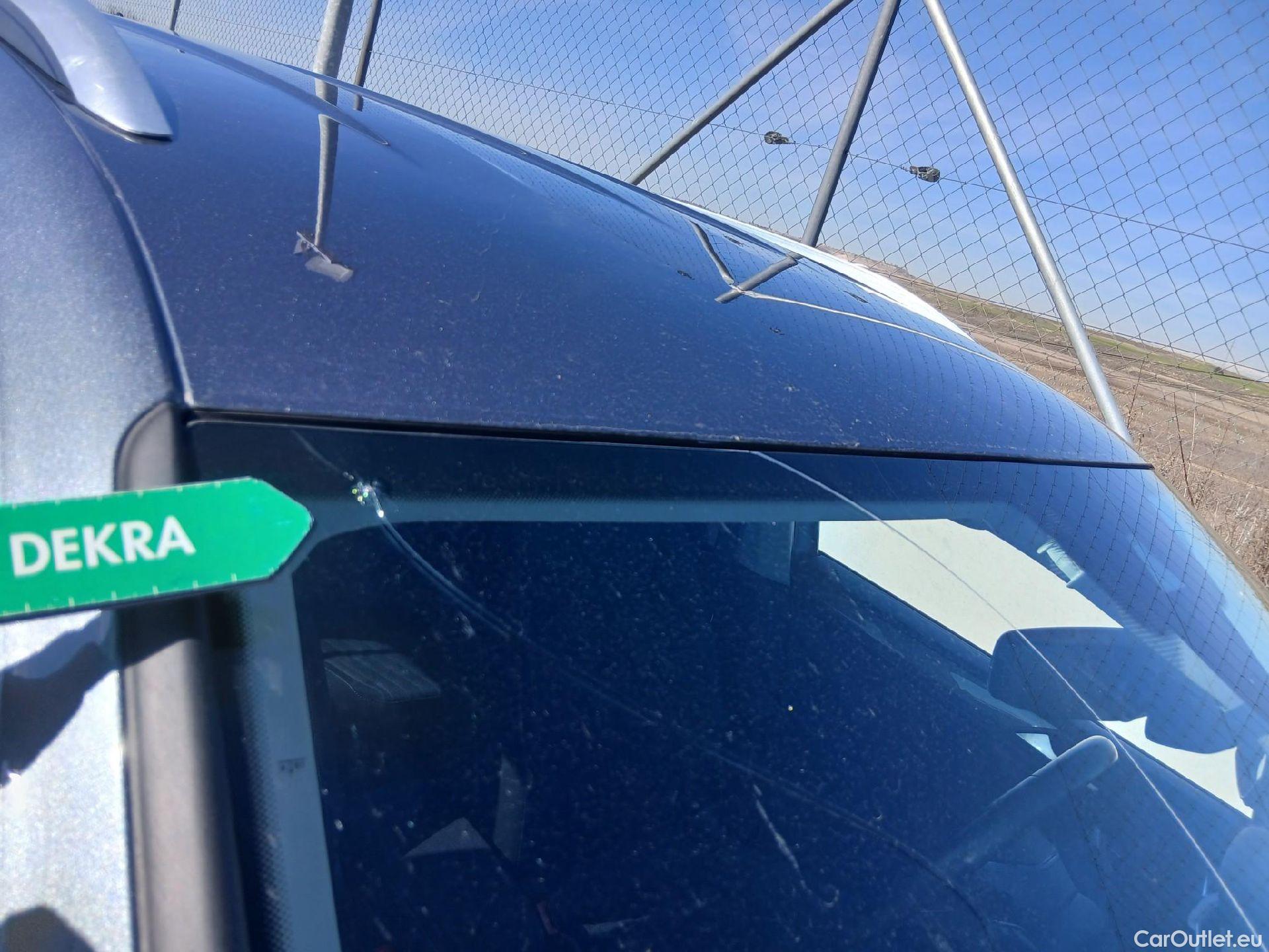  Volkswagen  Tiguan VOLKSWAGEN  Allspace / 2021 / 5P / todoterreno Life 2.0 TDI 110kW (150CV) DSG #3