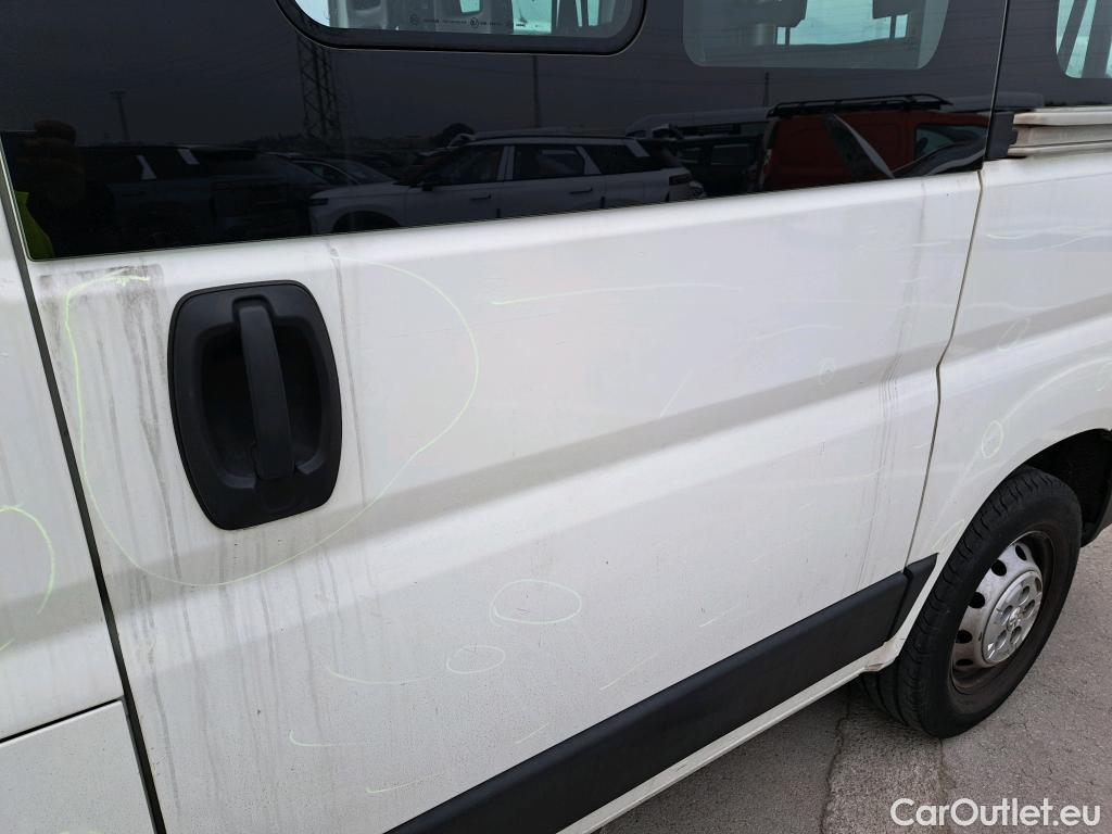  Peugeot  Boxer PEUGEOT  / 2014 / 4P / combi Combi 5/9 Pl 330 L1H1 BlueHDi 88KW (120) #21