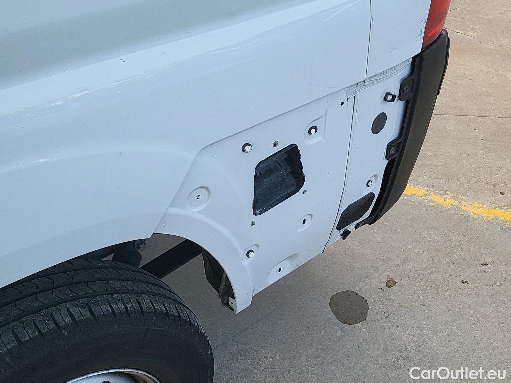  Peugeot  Boxer PEUGEOT  / 2014 / 4P / furgón 333 L2 H2 BHDI 88kW (120CV) S&S 6 V. M #31