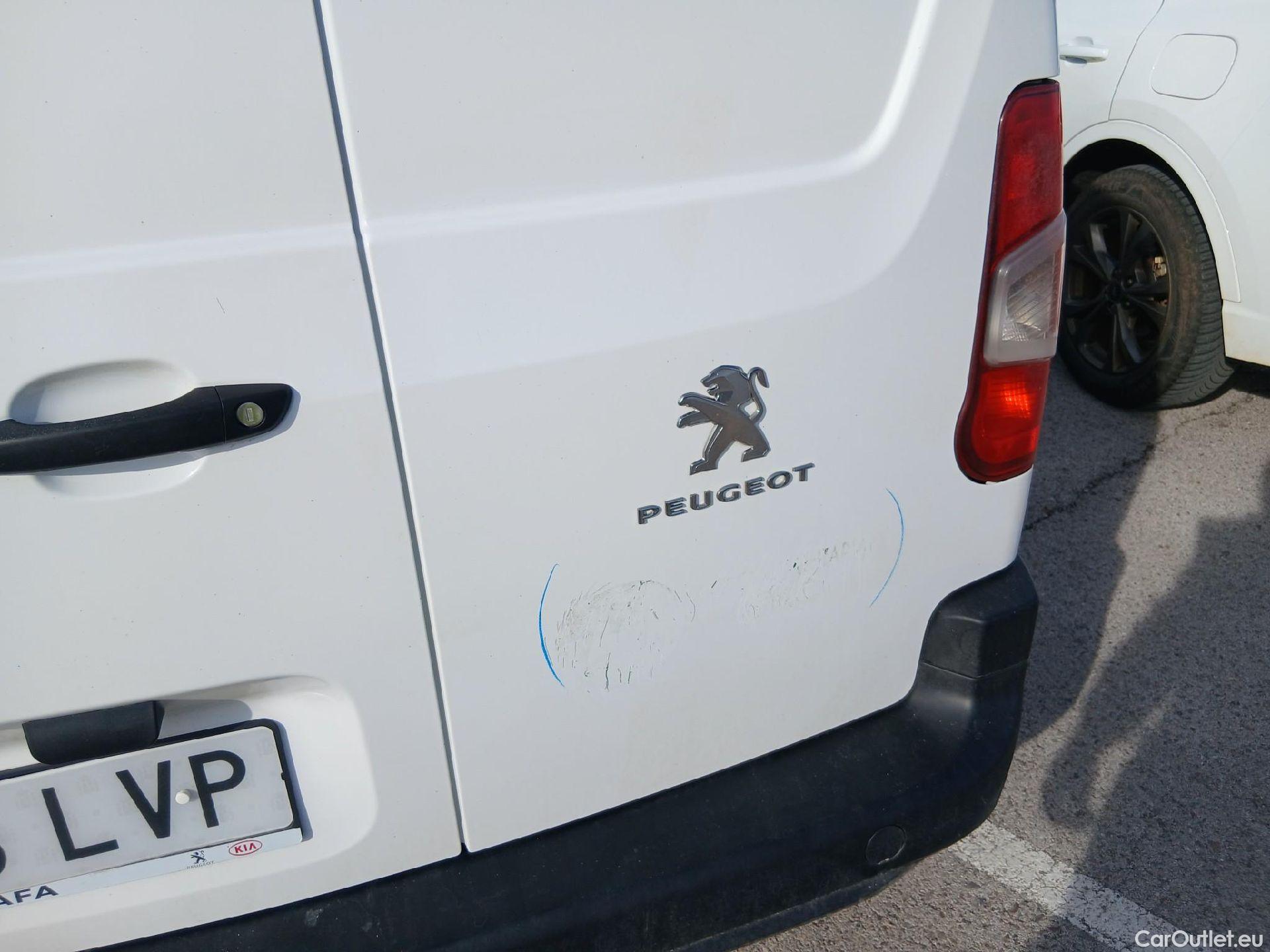  Peugeot  Partner PEUGEOT  / 2018 / 4P / furgón derivado de turismo Premium Standard 600kg BlueHDi 73kW (AC) #13