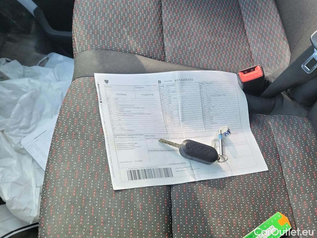  Peugeot  Boxer PEUGEOT  / 2014 / 4P / furgón 333 L2 H2 BHDI 88kW (120CV) S&S 6 V. M #30