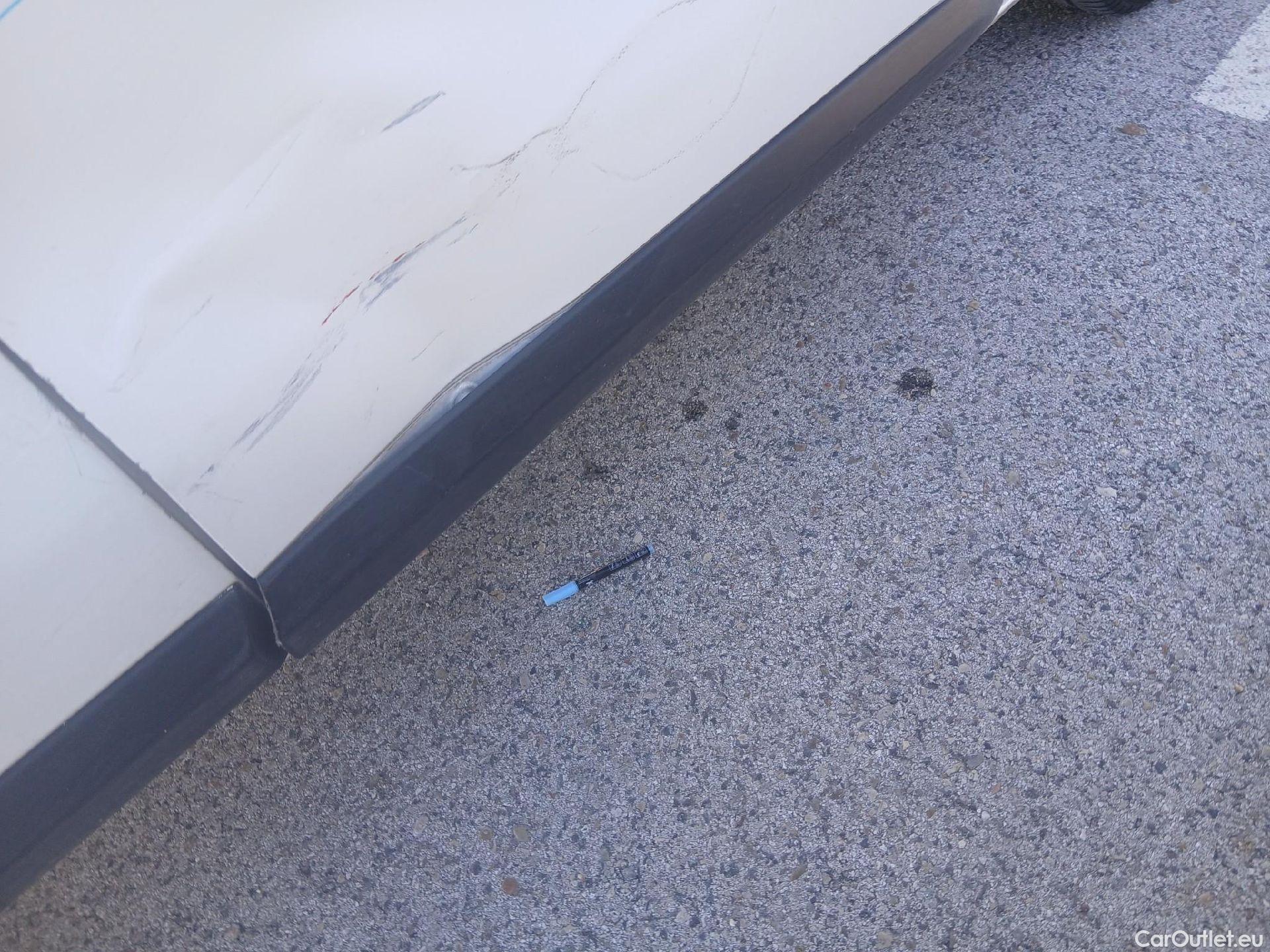  Peugeot  Expert PEUGEOT  / 2016 / 4P / furgón Furgón Pro 2.0 BlueHDi 120 S&S Standard (CX) #43